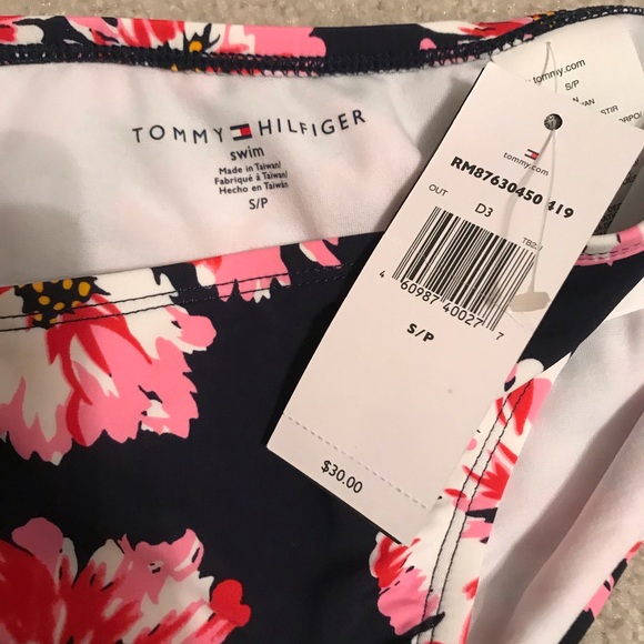 Tommy Hilfiger swim suit - Picture 3 of 4